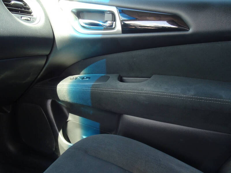 2014 Nissan Pathfinder S