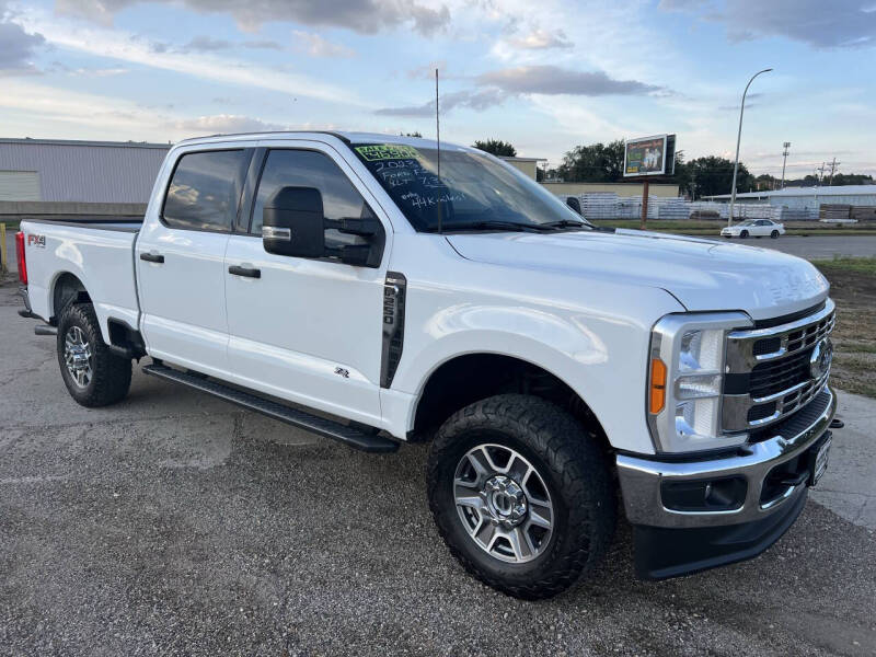 2023 Ford F-250 Super Duty XLT's photo
