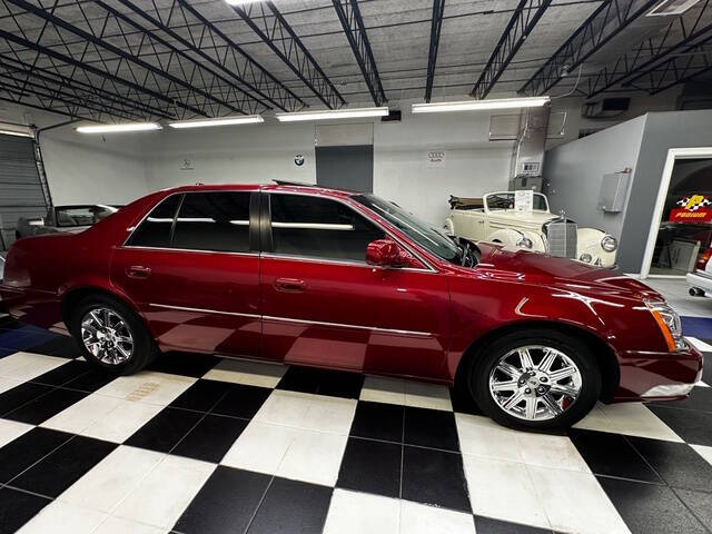 2011 Cadillac DTS Premium Collection