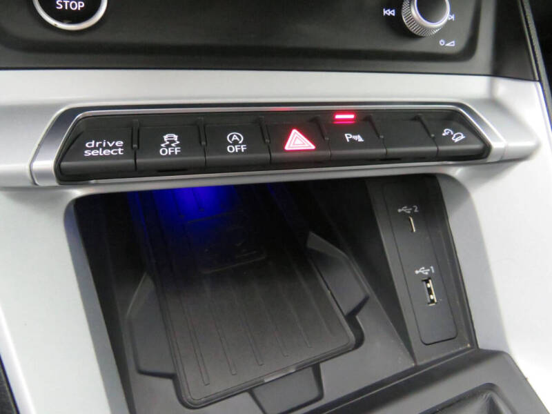 2021 Audi Q3 quattro S line Prem Plus 45 TFSI