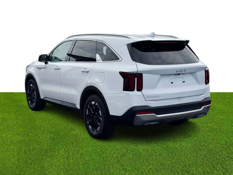2024 Kia Sorento S