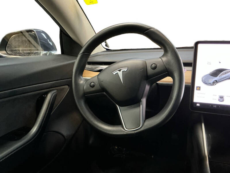 2020 Tesla Model 3 Standard Range Plus