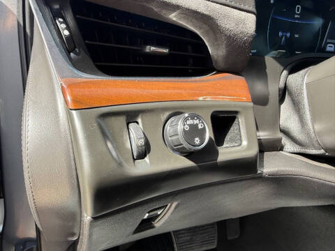 2020 Cadillac Escalade Premium Luxury