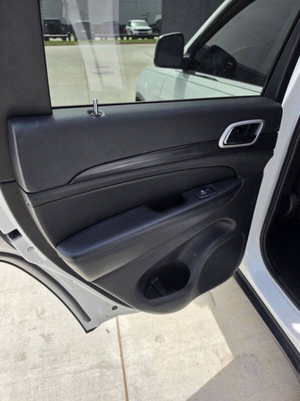 2021 Jeep Grand Cherokee Laredo E