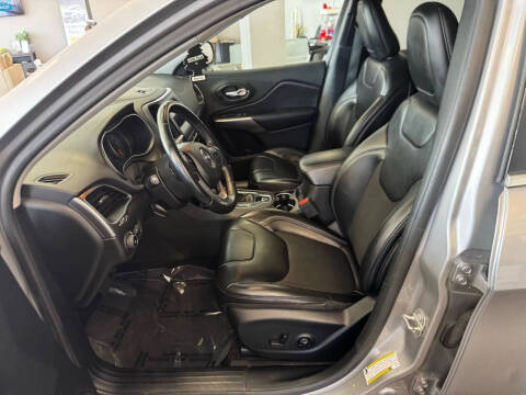 2019 Jeep Cherokee Latitude Plus