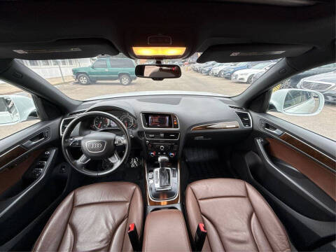 2015 Audi Q5 2.0T quattro Premium Plus