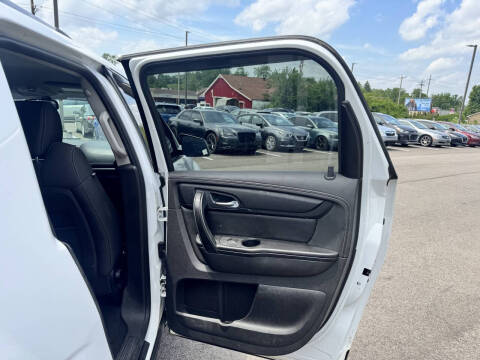 2016 GMC Acadia SLE-2