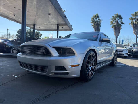 2014 Ford Mustang V6 Premium