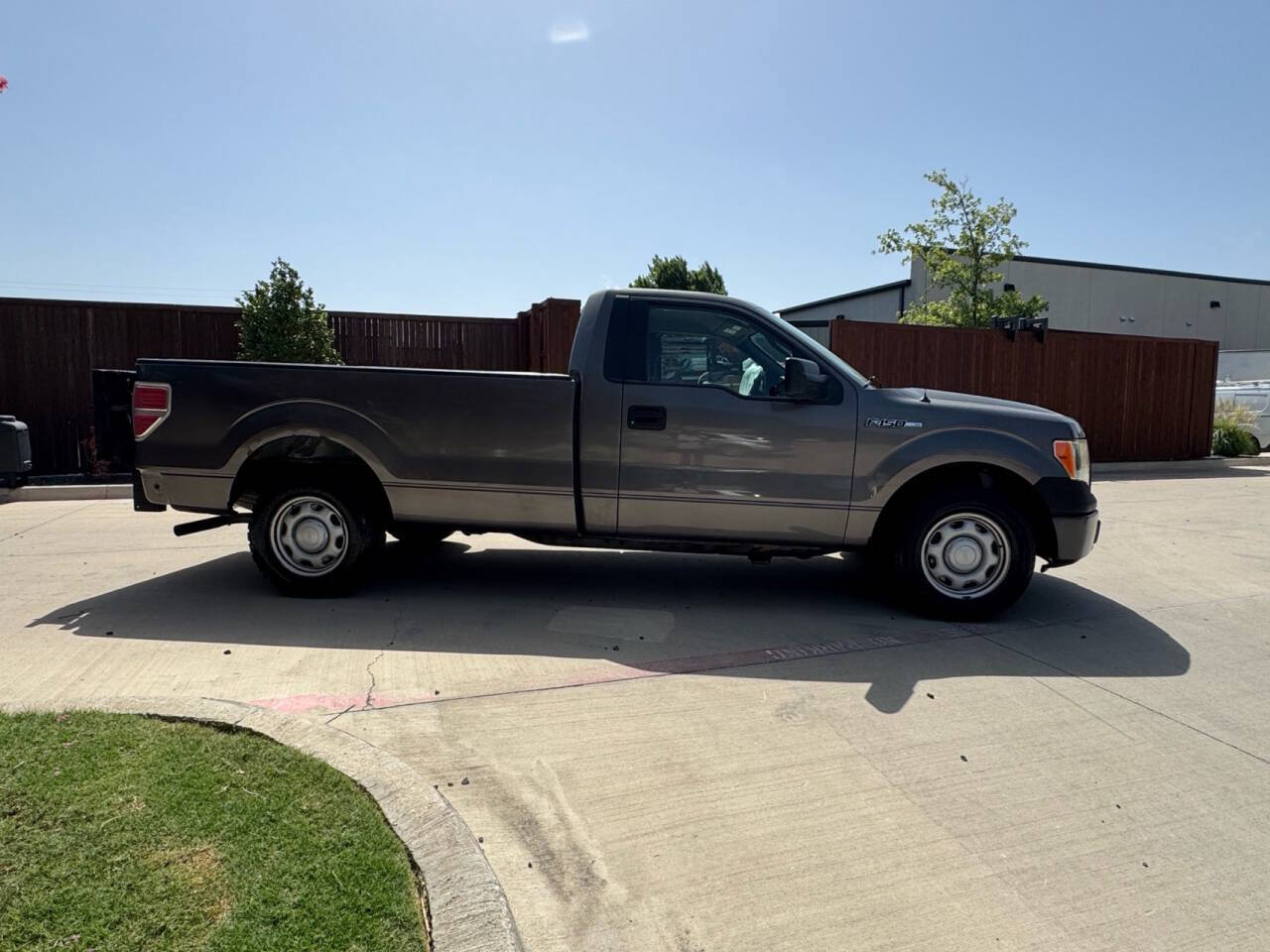 Dk. Gray 2010 Ford F-150 XL 4x2 XL 2dr Regular Cab Styleside 8 ft. LB 2