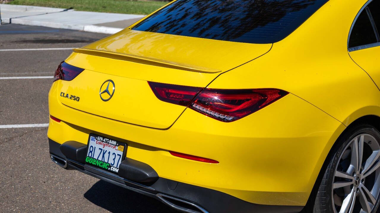 2020 Mercedes Benz CLA 250 photo 12