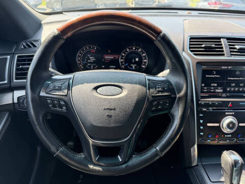 2016 Ford Explorer Platinum