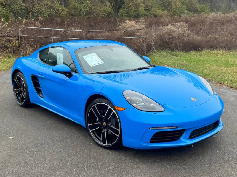 2025 Porsche 718 Cayman