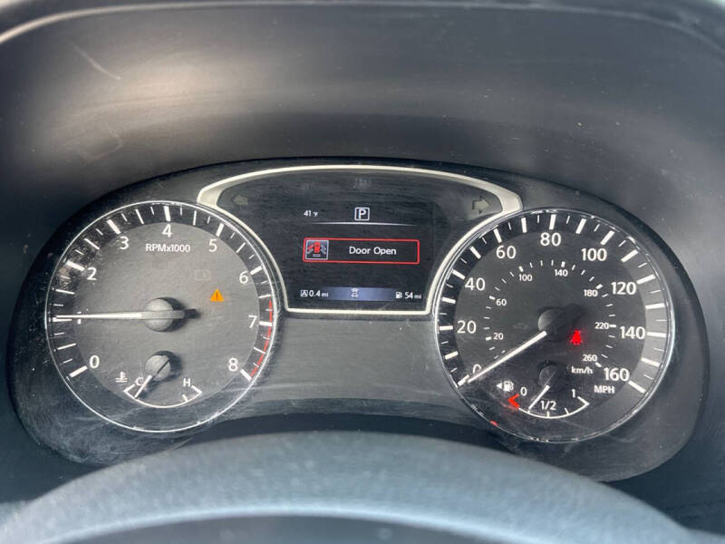 2020 Nissan Pathfinder S