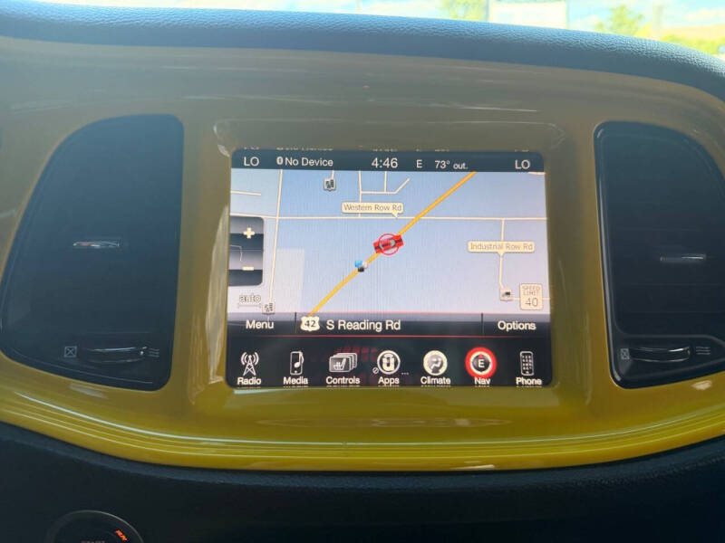 2015 Dodge Challenger SXT