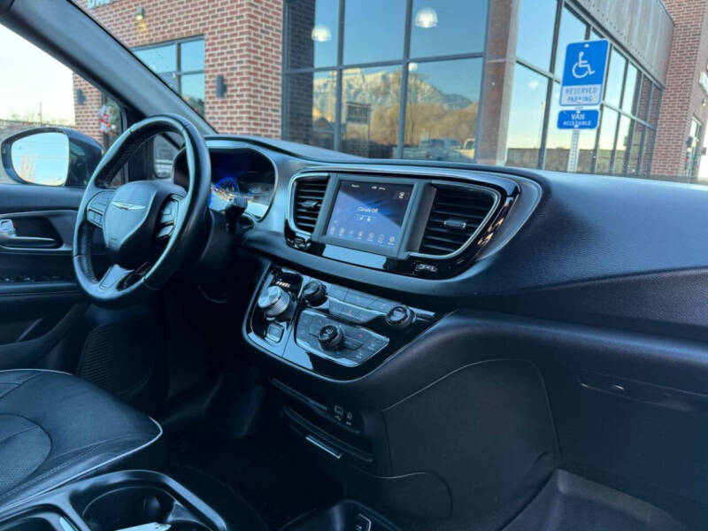 2019 Chrysler Pacifica Touring Plus