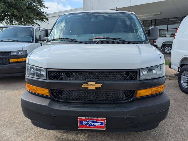 2025 Chevrolet Express 2500