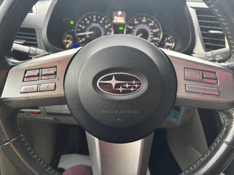 2010 Subaru Outback 2.5i Premium