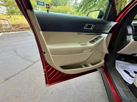 2015 Ford Explorer