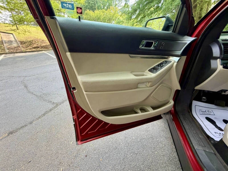 2015 Ford Explorer