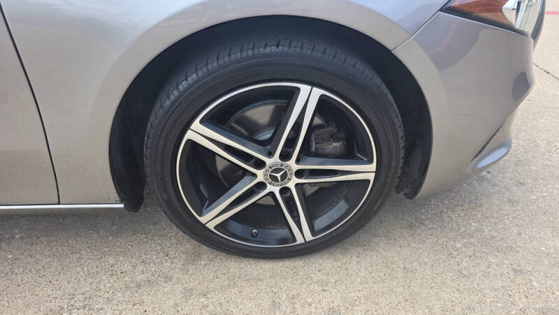 2019 Mercedes-Benz A-Class A 220