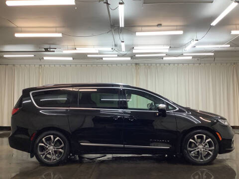 2026 Chrysler Pacifica Pinnacle