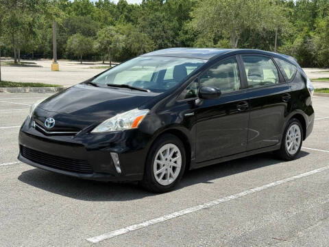 2012 Toyota Prius v Two