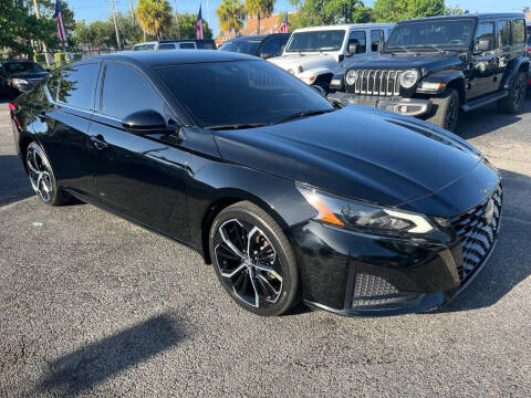 2023 Nissan Altima 2.5 SR