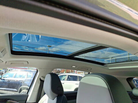 2026 Volkswagen Tiguan SE 4Motion