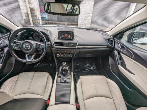 2018 Mazda MAZDA3 Grand Touring