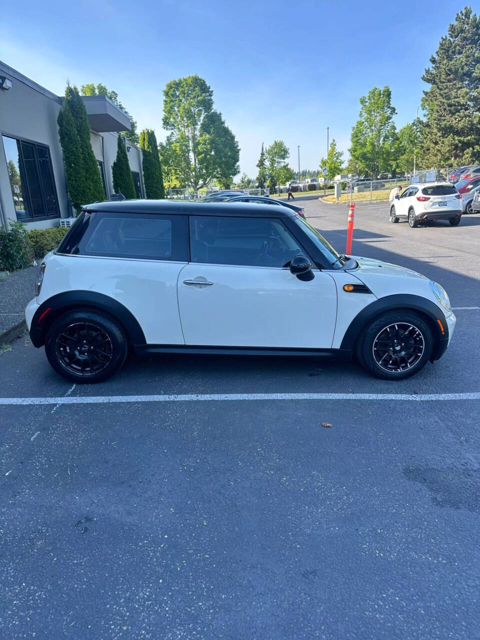 2013 MINI Hardtop Cooper Cooper 2dr Hatchback 2