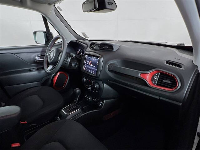 2023 Jeep Renegade Trailhawk