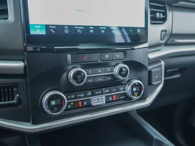 2023 Ford Expedition MAX XLT