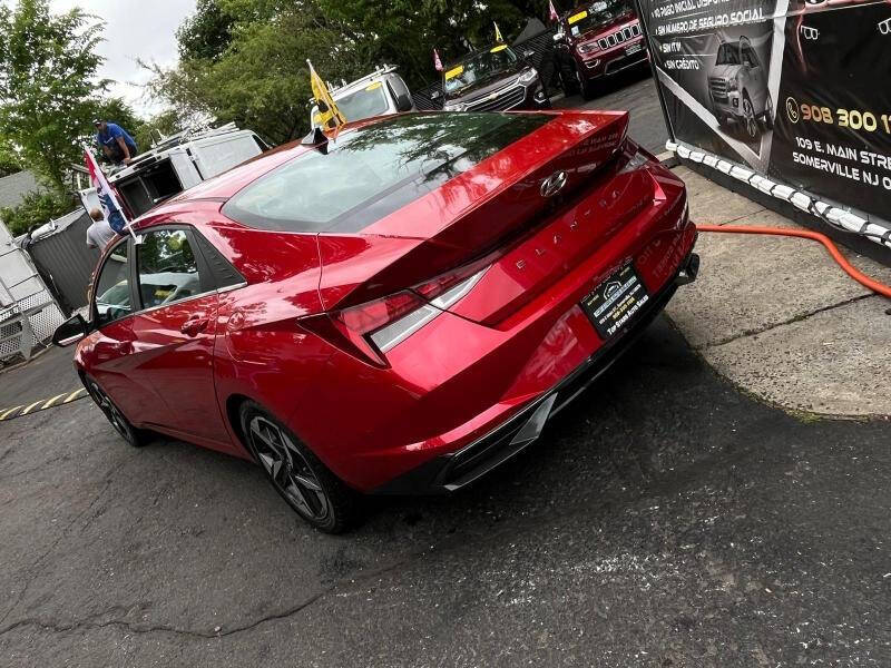 2022 Hyundai Elantra SEL