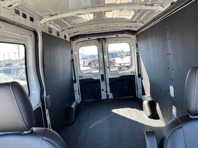 2024 Ford Transit 250