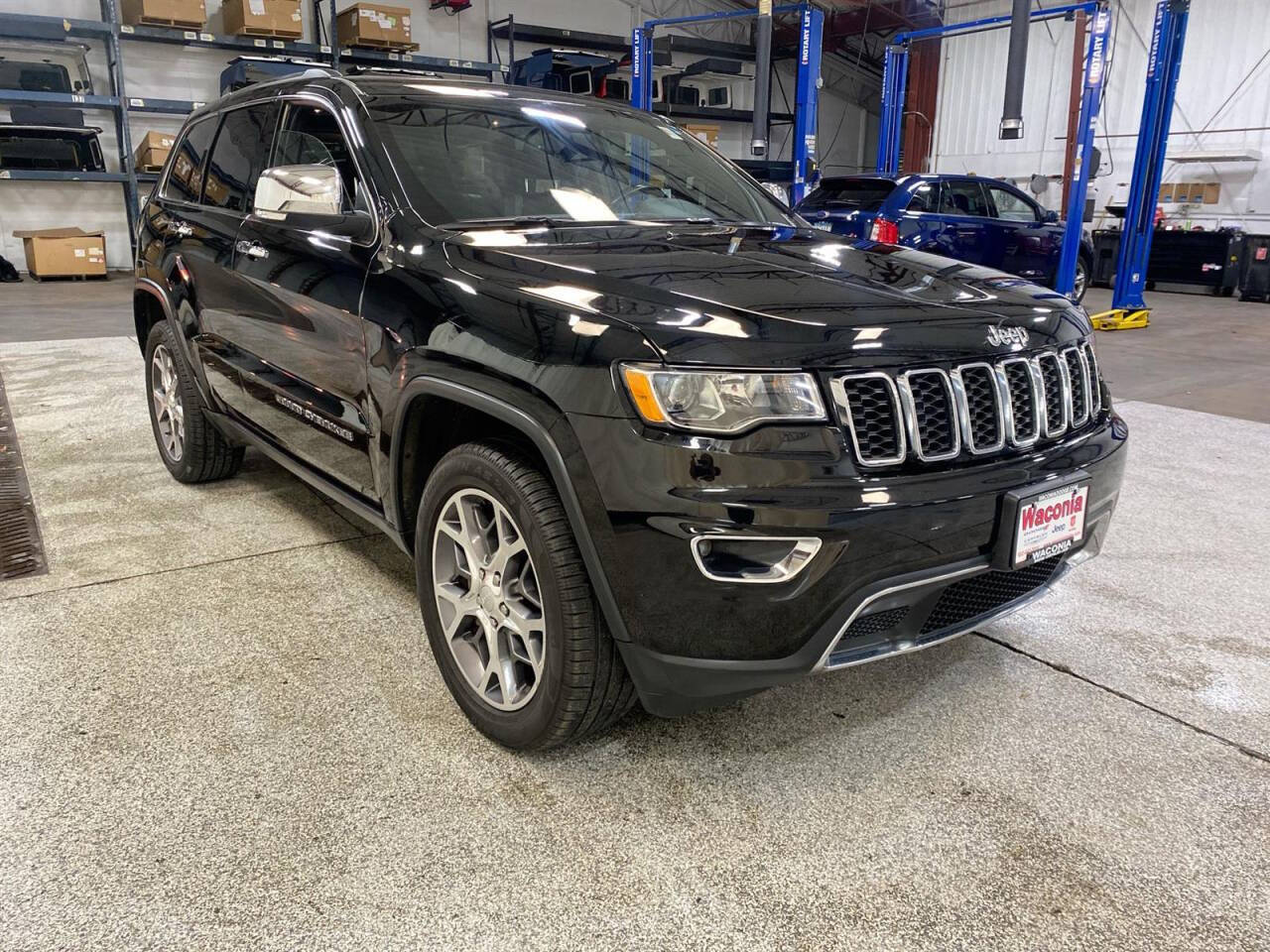 2020 Jeep Grand Cherokee for sale at Victoria Auto Sales in Victoria, MN