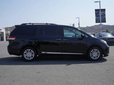 2012 Toyota Sienna
