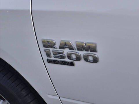 2024 RAM 1500 Classic SLT