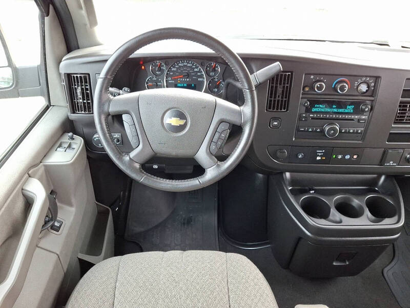 2021 Chevrolet Express LS 3500