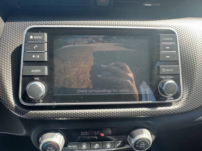 2020 Nissan Kicks SV