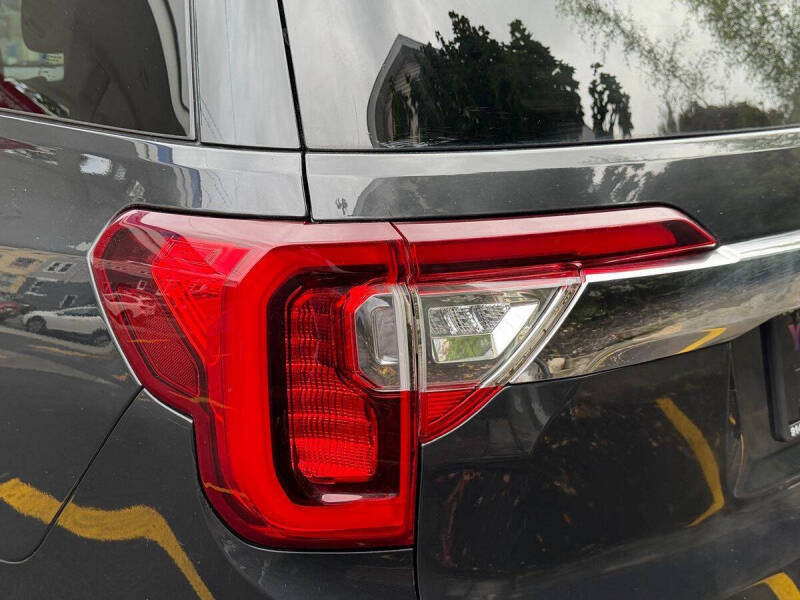 2020 GMC Acadia Denali