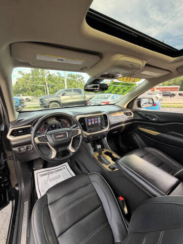 2017 GMC Acadia Denali