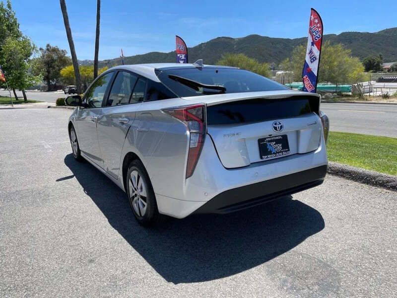 2018 Toyota Prius Three