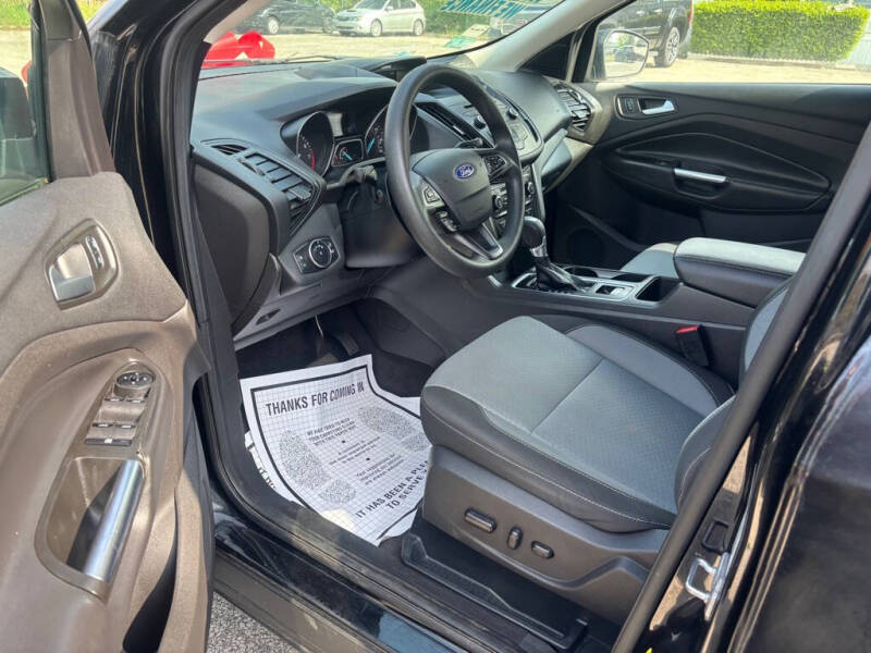 2017 Ford Escape SE
