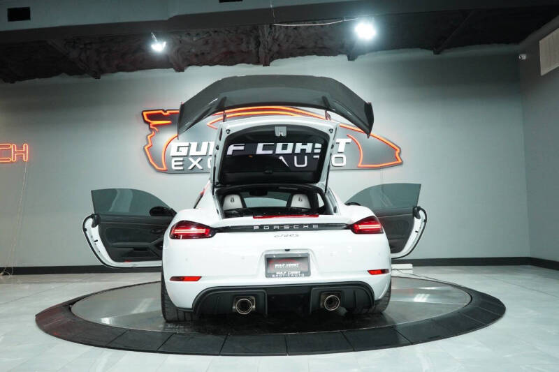 2023 Porsche 718 Cayman GT4 RS