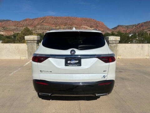 2022 Buick Enclave Essence