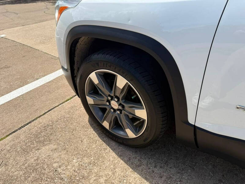2017 GMC Acadia SLT-2
