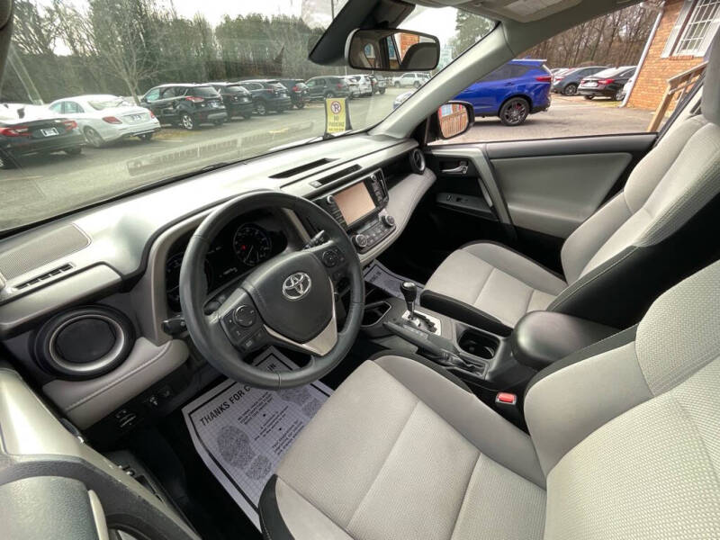 2017 Toyota RAV4 XLE