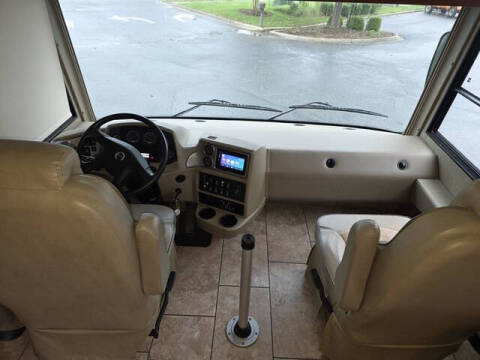 2018 Forest River Legacy SR 340