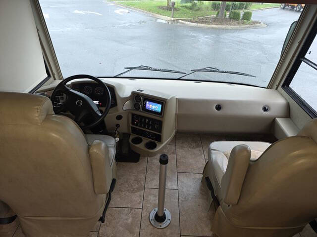 2018 Forest River Legacy SR 340