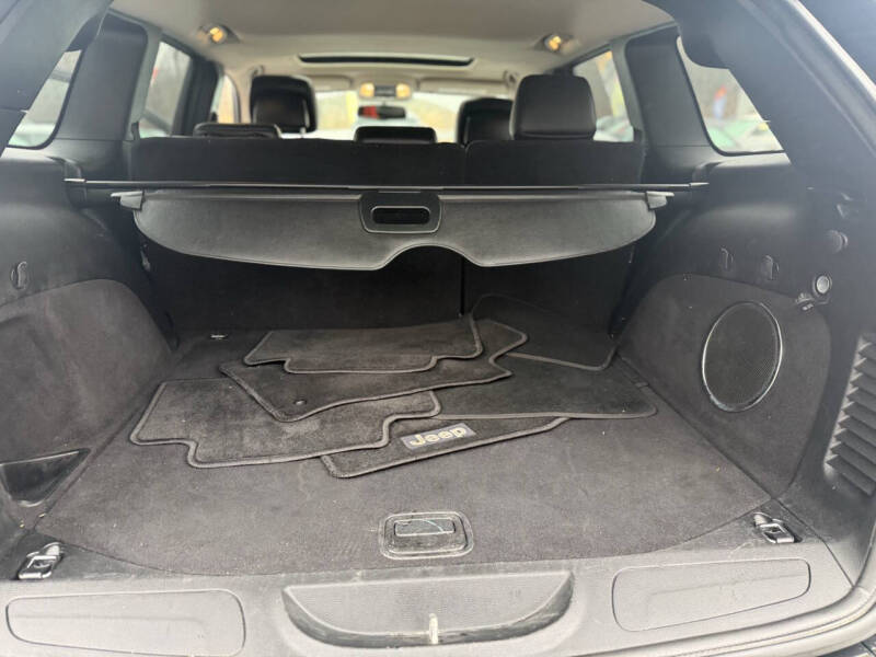 2012 Jeep Grand Cherokee Laredo
